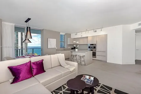 4010 S Ocean Drive Hollywood FL 33019