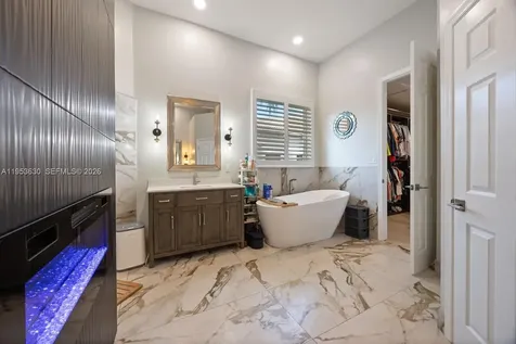12123 NW 10th Manor Coral Springs FL 33071