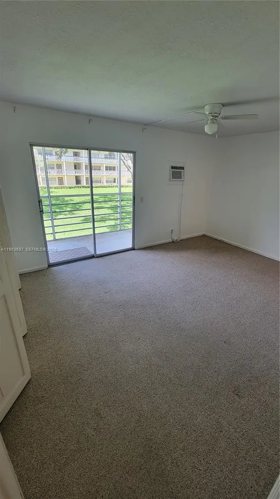 272 Mansfield G Boca Raton FL 33434
