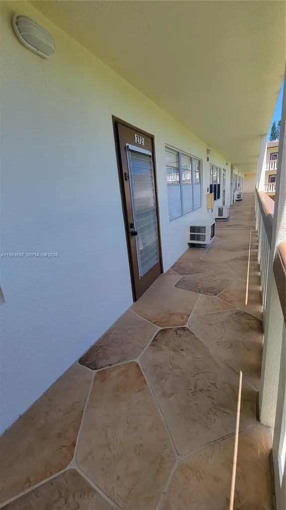 272 Mansfield G Boca Raton FL 33434