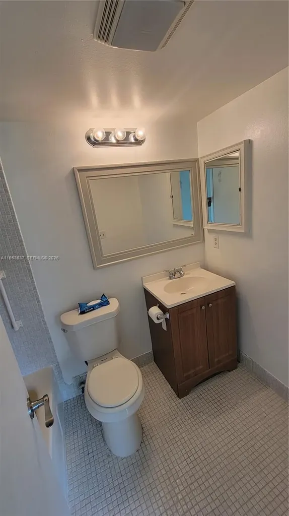 272 Mansfield G Boca Raton FL 33434