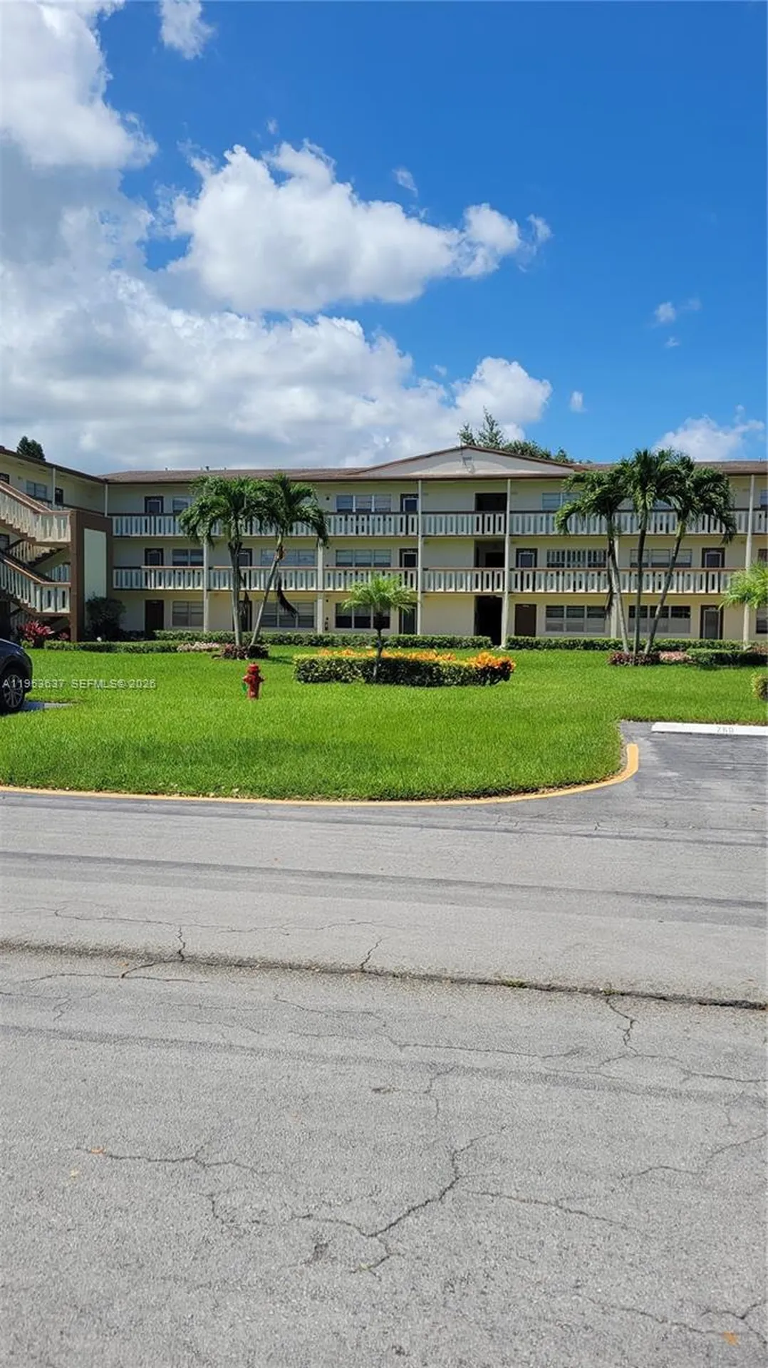 272 Mansfield G Boca Raton FL 33434