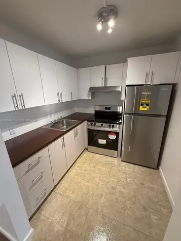 272 Mansfield G Boca Raton FL 33434