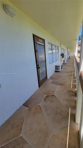272 Mansfield G Boca Raton FL 33434