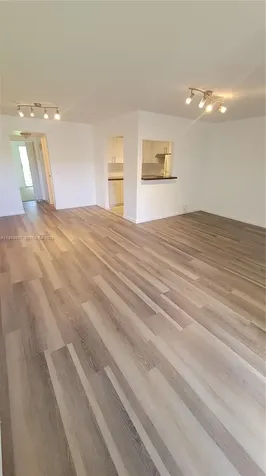 272 Mansfield G Boca Raton FL 33434