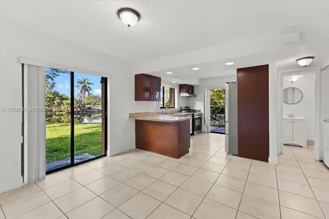 181 Wimbledon Lake Drive Plantation FL 33324
