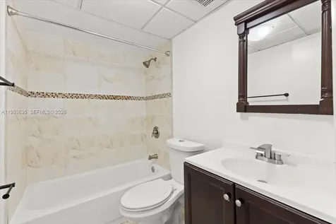 181 Wimbledon Lake Drive Plantation FL 33324