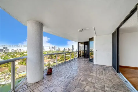 3598 NE Yacht Club Drive Aventura FL 33180