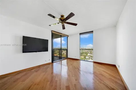 3598 NE Yacht Club Drive Aventura FL 33180
