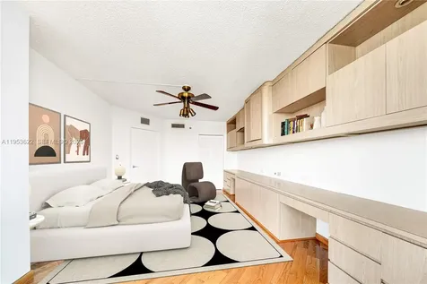 3598 NE Yacht Club Drive Aventura FL 33180