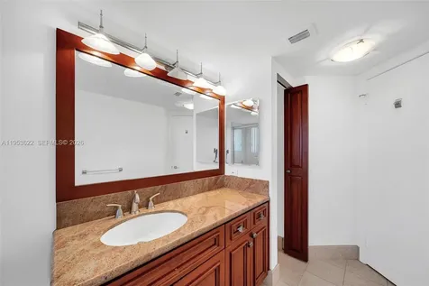 3598 NE Yacht Club Drive Aventura FL 33180