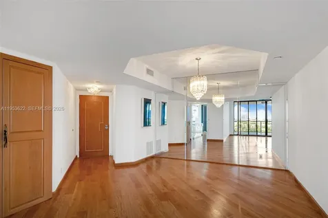 3598 NE Yacht Club Drive Aventura FL 33180