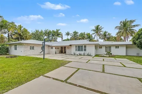 8600 SW 162nd Street Palmetto Bay FL 33157