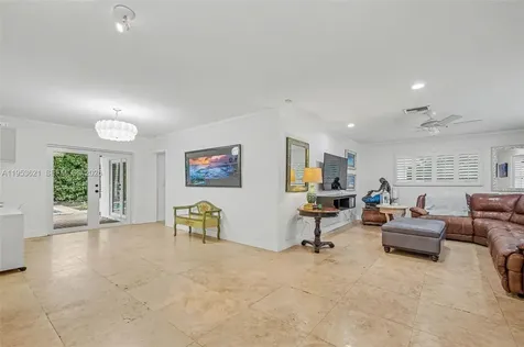 8600 SW 162nd Street Palmetto Bay FL 33157