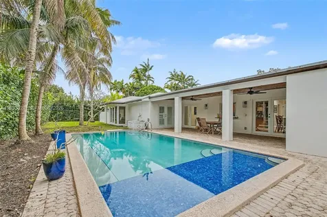8600 SW 162nd Street Palmetto Bay FL 33157