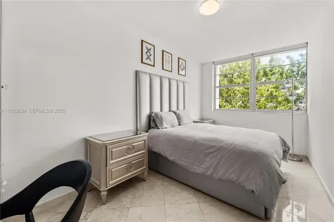 5640 Collins Avenue Miami Beach FL 33140