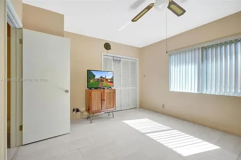16200 NE 8th Court North Miami Beach FL 33162
