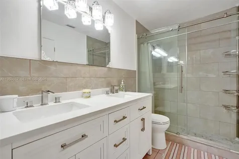 16200 NE 8th Court North Miami Beach FL 33162