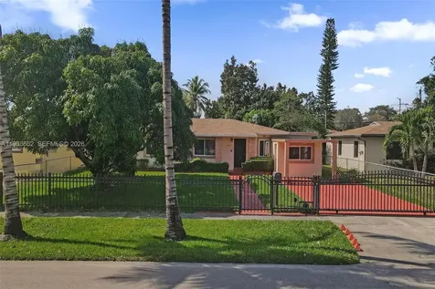16200 NE 8th Court North Miami Beach FL 33162
