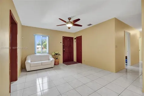 16200 NE 8th Court North Miami Beach FL 33162