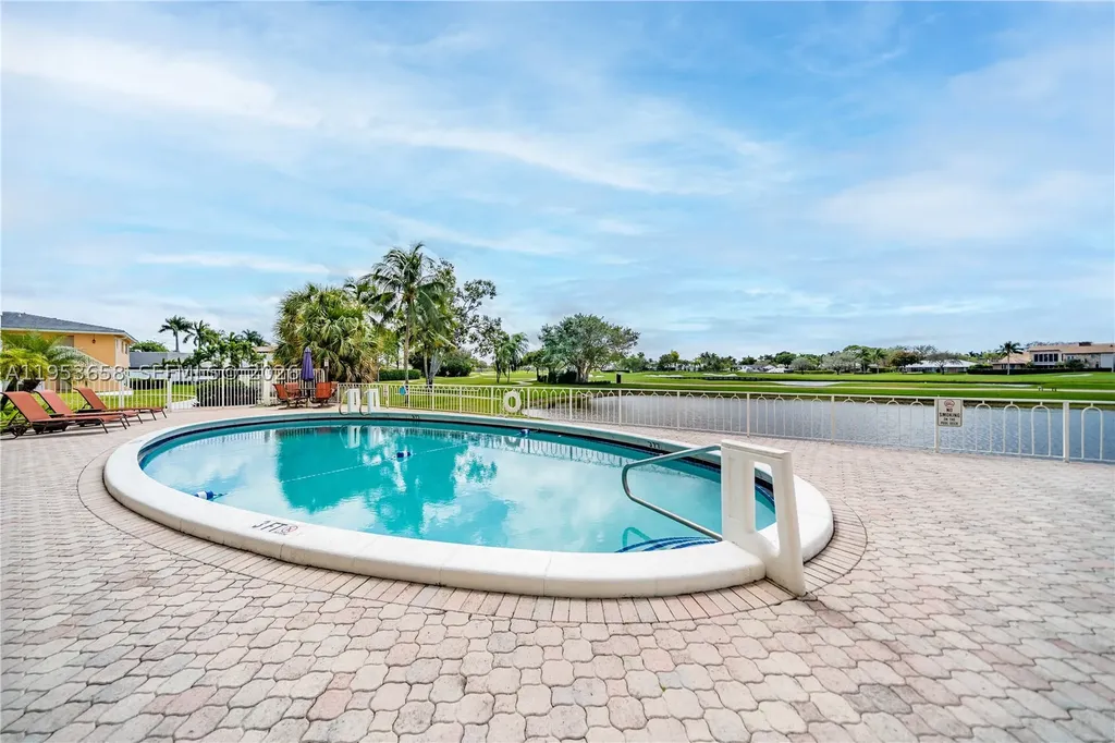 2500 NE 48th Lane Fort Lauderdale FL 33308