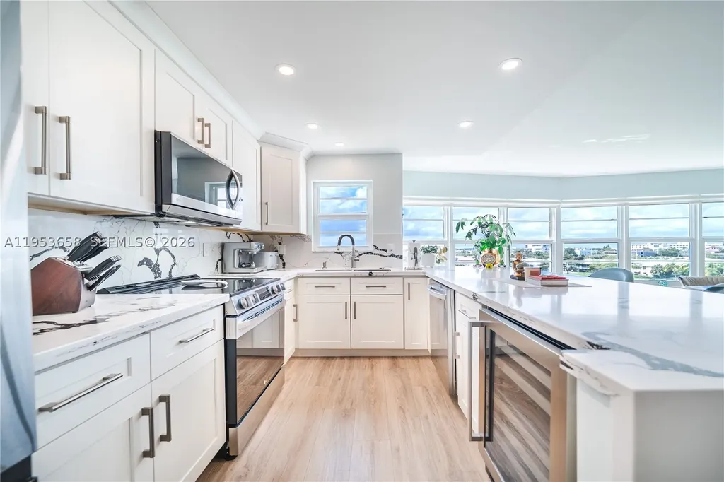 2500 NE 48th Lane Fort Lauderdale FL 33308