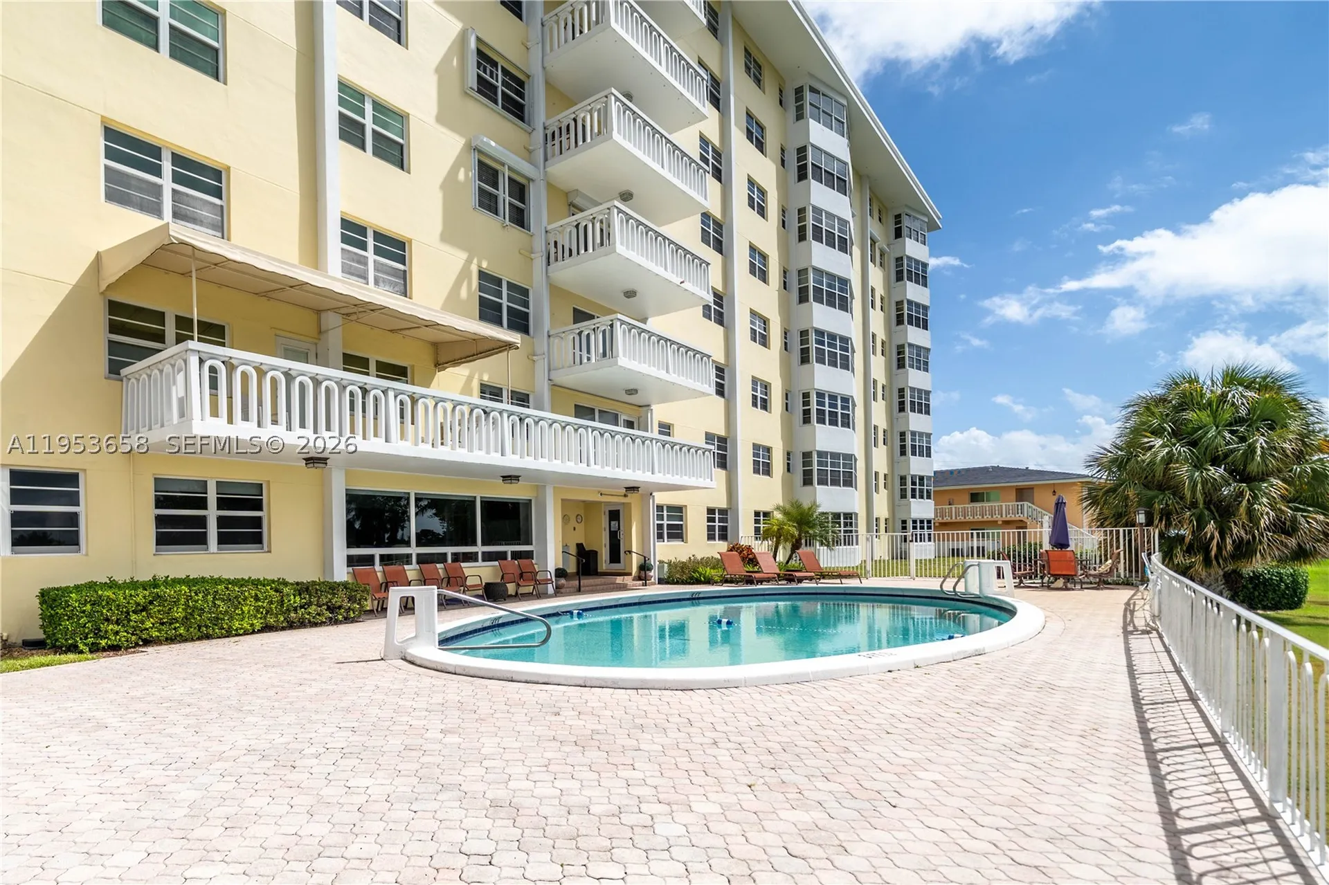 2500 NE 48th Lane Fort Lauderdale FL 33308