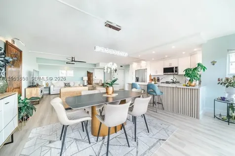 2500 NE 48th Lane Fort Lauderdale FL 33308