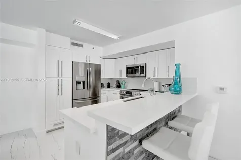 19601 E Country Club Drive Aventura FL 33180