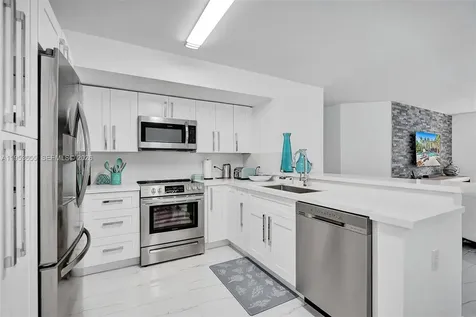 19601 E Country Club Drive Aventura FL 33180