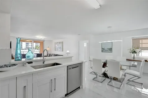 19601 E Country Club Drive Aventura FL 33180