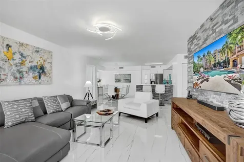 19601 E Country Club Drive Aventura FL 33180