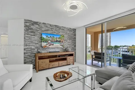 19601 E Country Club Drive Aventura FL 33180
