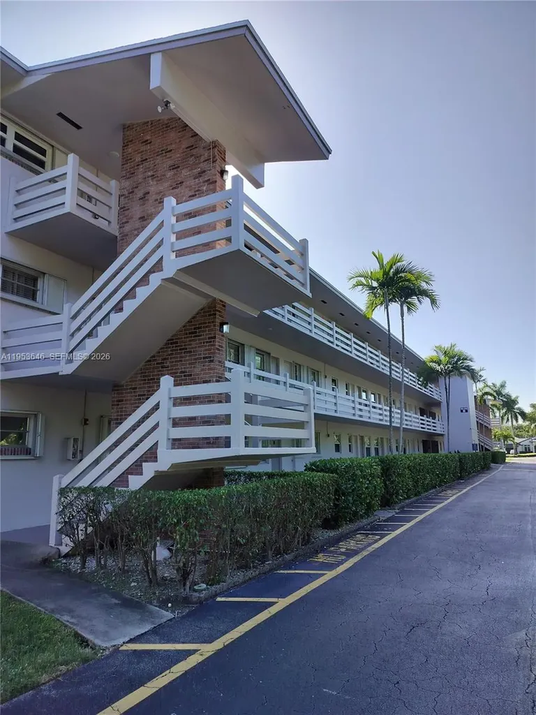 700 Layne Boulevard Hallandale Beach FL 33009