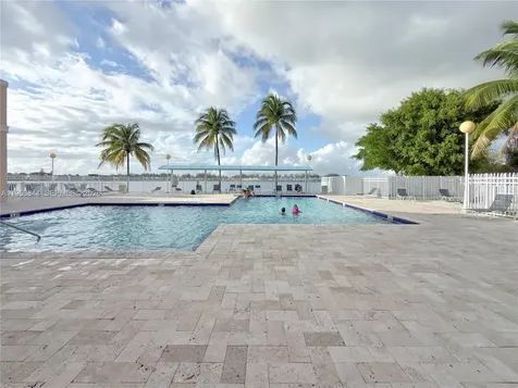 12415 NW 7th Street Miami FL 33182