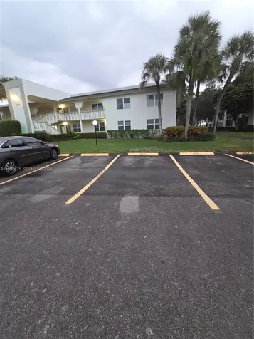 2805 Victoria Way Coconut Creek FL 33066