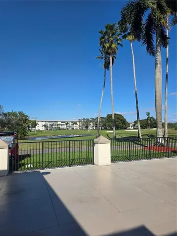 2805 Victoria Way Coconut Creek FL 33066