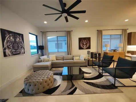 5077 Gambero Way Naples FL 34142