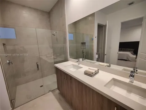 5077 Gambero Way Naples FL 34142