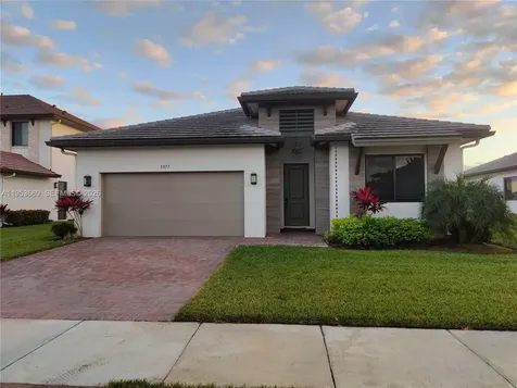 5077 Gambero Way Naples FL 34142