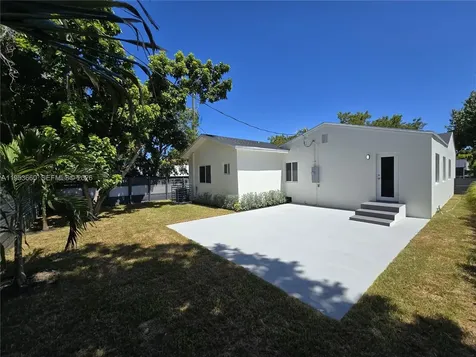 765 NW 45th Street Miami FL 33127