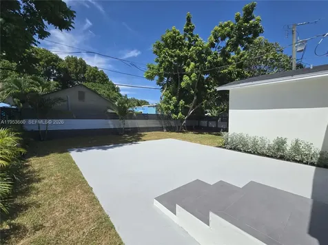 765 NW 45th Street Miami FL 33127