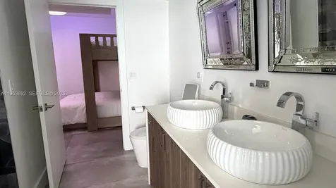 465 Brickell Avenue Miami FL 33131