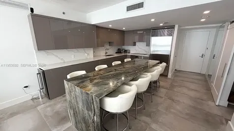 465 Brickell Avenue Miami FL 33131