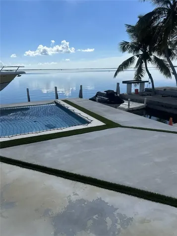 1553 Sunrise Drive Big Pine FL 33043