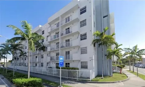 2575 SW 27th Avenue Miami FL 33133