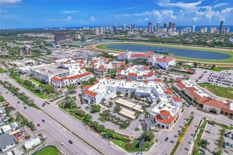 121 NW 2nd Avenue Hallandale Beach FL 33009