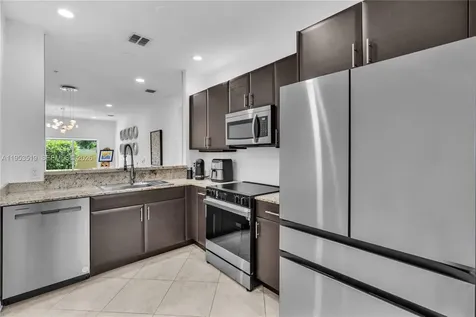 121 NW 2nd Avenue Hallandale Beach FL 33009