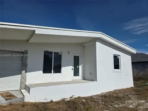 3030 SW 39th Street Lehigh Acres FL 33976