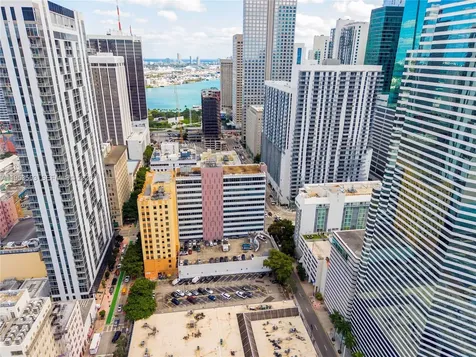 150 SE 2nd Avenue Miami FL 33131